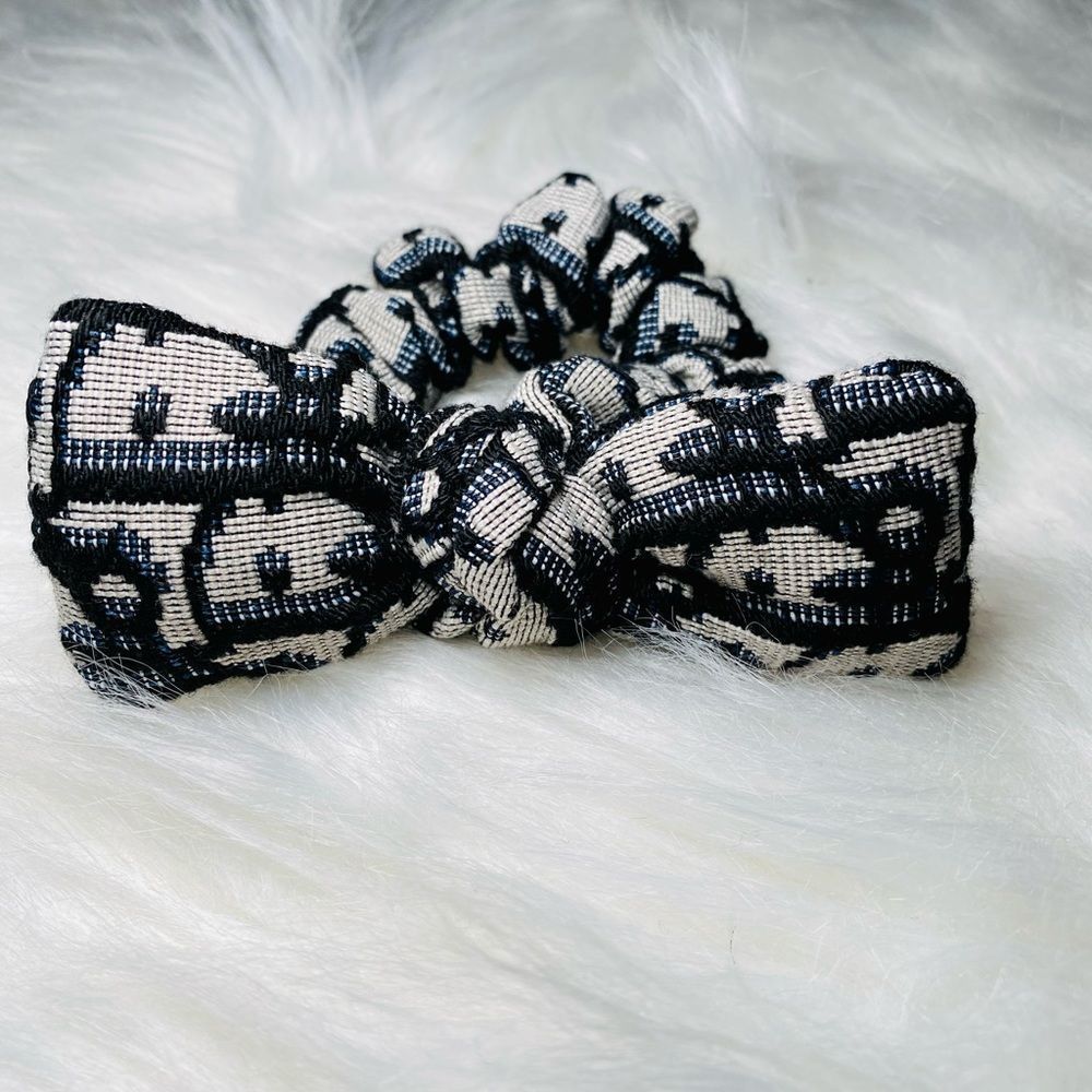 Dior oblique bow tie scrunchie